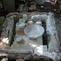 Prêt pour la cuisson . Stage poterie en Ardèche